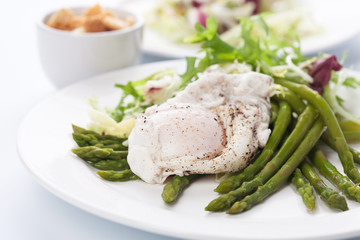 Breakfast with asparagus and egg