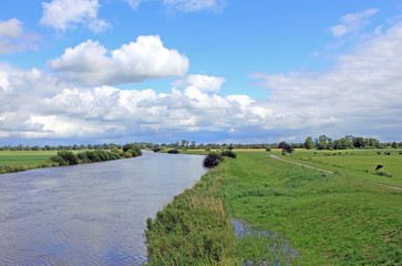An der J&uuml;mme &ndash; typische ostfriesische Landschaft