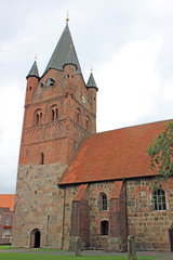 Obraz premium Westturm der St.-Petri-Kirche in Westerstede (Ostfriesland)