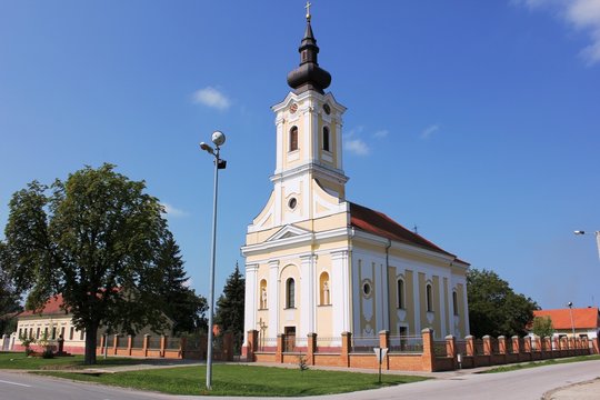 Kirche und Pfarrhaus