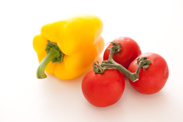 トマトとパプリカ