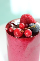 カシスのケーキ