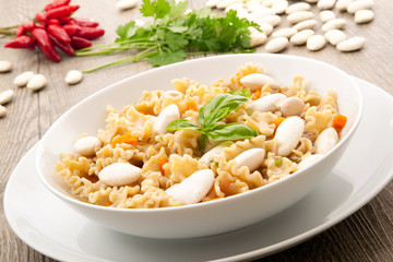 minestra di fagioli bianchi di spagna