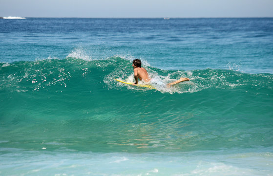 surfing