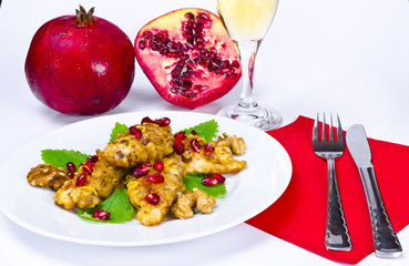 Paniertes Hähnchenbrust mit Granatapfel