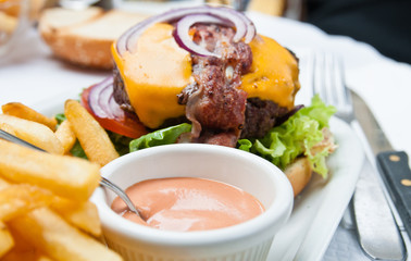 Cheese burger