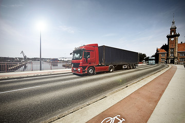 LKW in Fahrt mit Bewegungsunschärfe 3