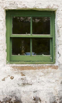 Wooden sash window