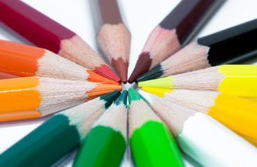 Naklejka premium crayons de couleurs