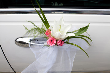 small wedding bouquet on the car