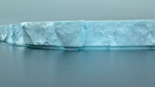 track along tabular ice shelf