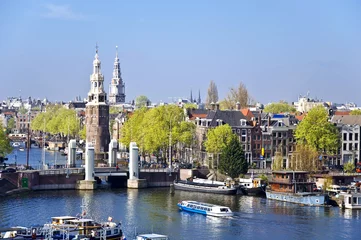 Zelfklevend Fotobehang Klassiek Amsterdams uitzicht. © Oleg Fedorov