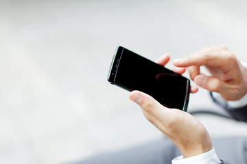 スマートフォン 男性 メンズ 若い ビジネスマン ビジネスシーン