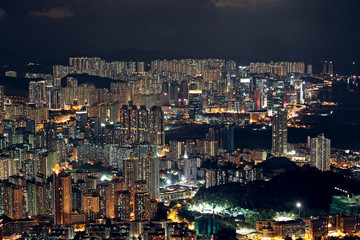 Fototapeta na wymiar Miasto midtown skyline w ciemno