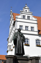 Wittenberg Melanchton Denkmal vor dem Rathaus