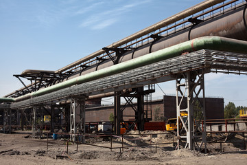 Construction of power heat pipelines in industrial factory