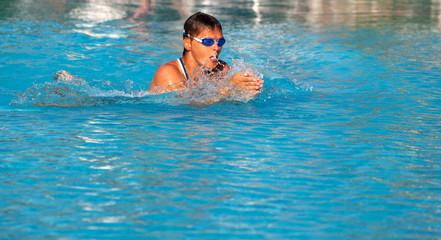 brustschwimmen