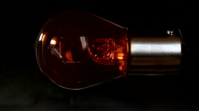 scanning amber lightbulb