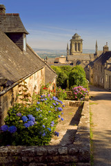 locronan en bretagne
