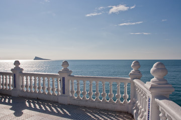 Mirador del Medtierrano e Isla de Benidorm