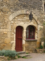 Fototapeta na wymiar Chateauneuf-en-Auxois