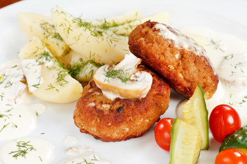 cutlets with fresh vegetables
