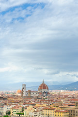 Fototapeta na wymiar Florencja Duomo z widokiem na katedrę 2