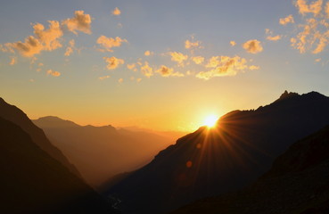 coucher de soleil vu de  Silvretta Hütte