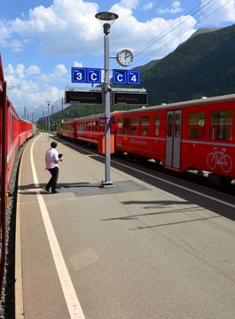 quai d'une gare alpine
