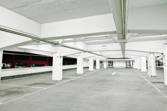 Parking garage