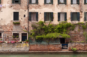 Fototapeta na wymiar vieille façade Venise