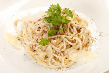 spaghetti carbonara