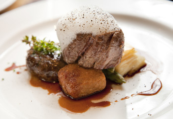 Roasted bone marrow, oxtail rilette,roasted potato