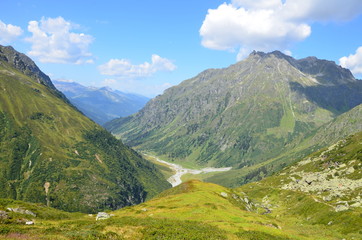 Fototapeta na wymiar Szlak turystyczny ... Grison Alpy