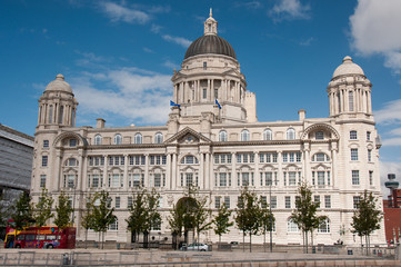 Fototapeta na wymiar Port of Liverpool Building