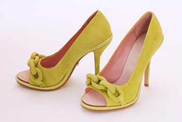 Green chamois female shoe