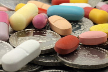 tabletten mit schweizerfranken