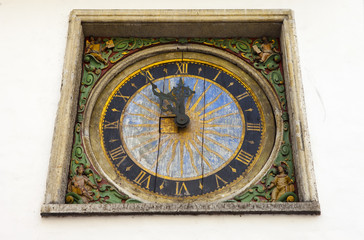 Fototapeta na wymiar Clock (Church of the Holy Spirit), Tallinn