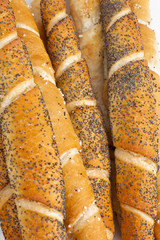 Mohn- und Salzstangerl