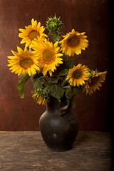 Naklejka premium Still life with sunflowers