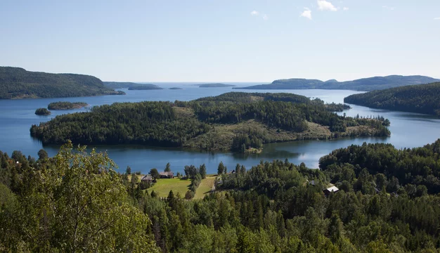 Route de la Haute Côte - Adobe Stock