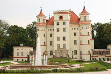 Palace Wojanow near Jelenia Gora (Poland) © Dariusz Skoczeń