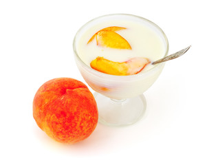Yogurt with peach