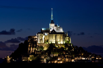 Fototapeta na wymiar Mont-Saint-Michel