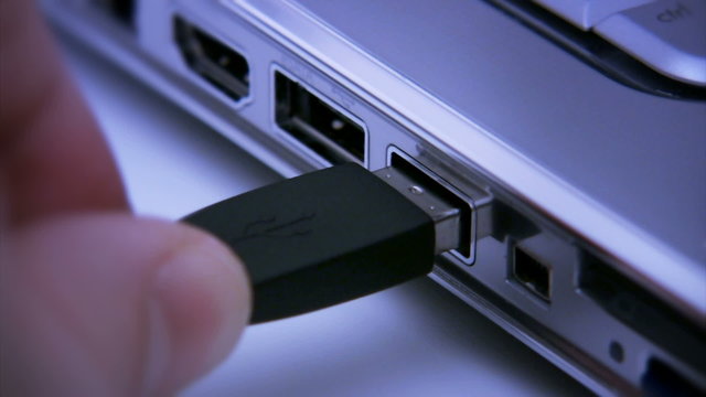 Connecting USB