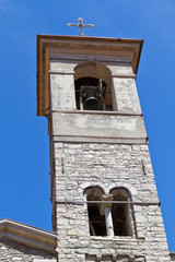 Historischer Kirchturm in Como, Italien