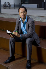 Smart casual businessman with calendar