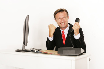 Geschäftsmann am Telefon
