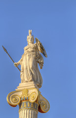 Fototapeta na wymiar posąg Ateny Akademii Ateny, Grecja