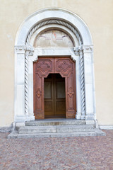 Kirchentür “Santa Tecla” Kirche in Torno am Comer See, Italien